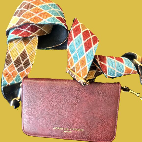 Adrienne Vittadini NWOT Burgundy Leather Crossbody RFID Harlequin Guitar Strap - Picture 5 of 12